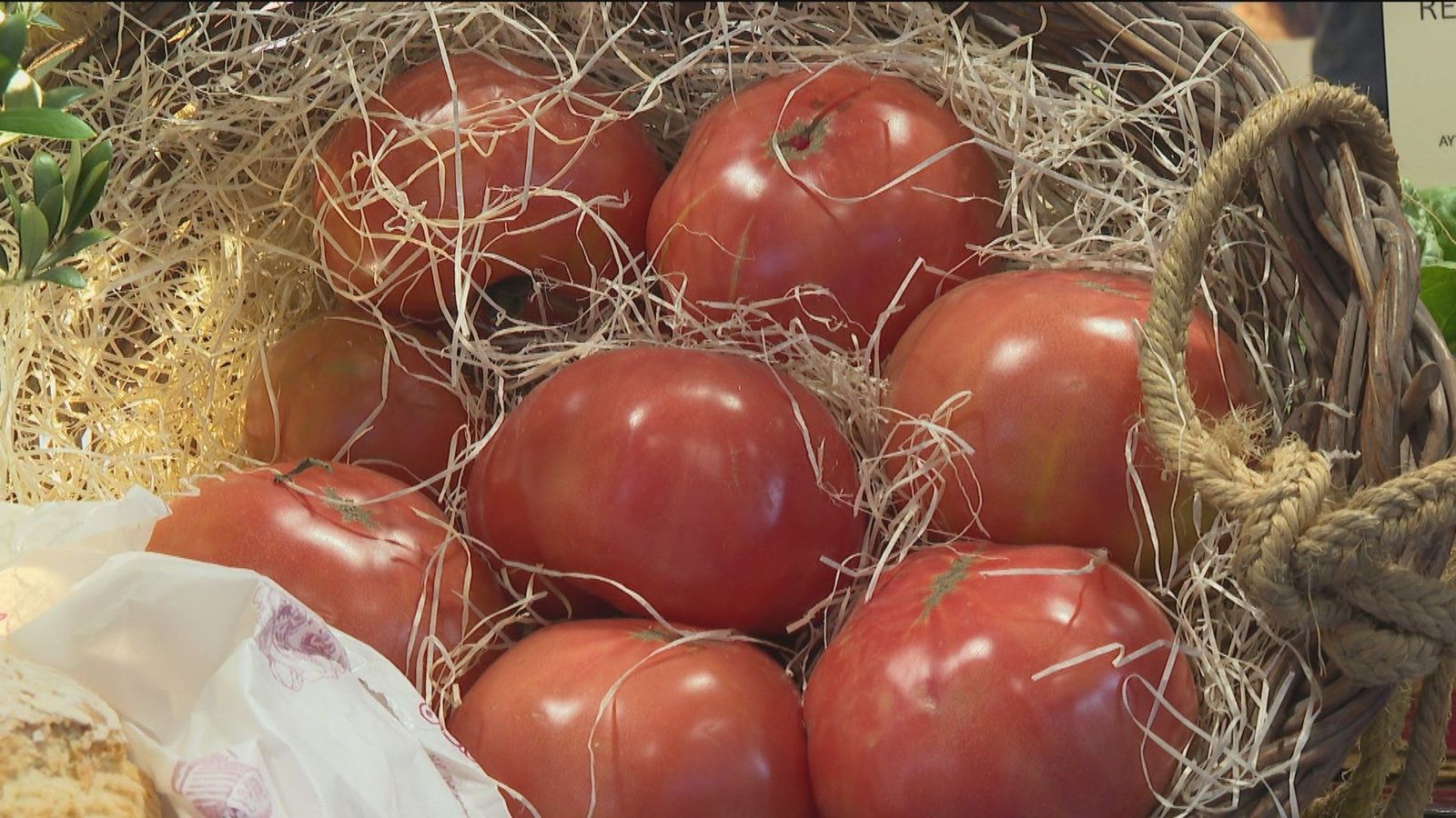 Fitur se llena de olores y sabores en su segunda jornada