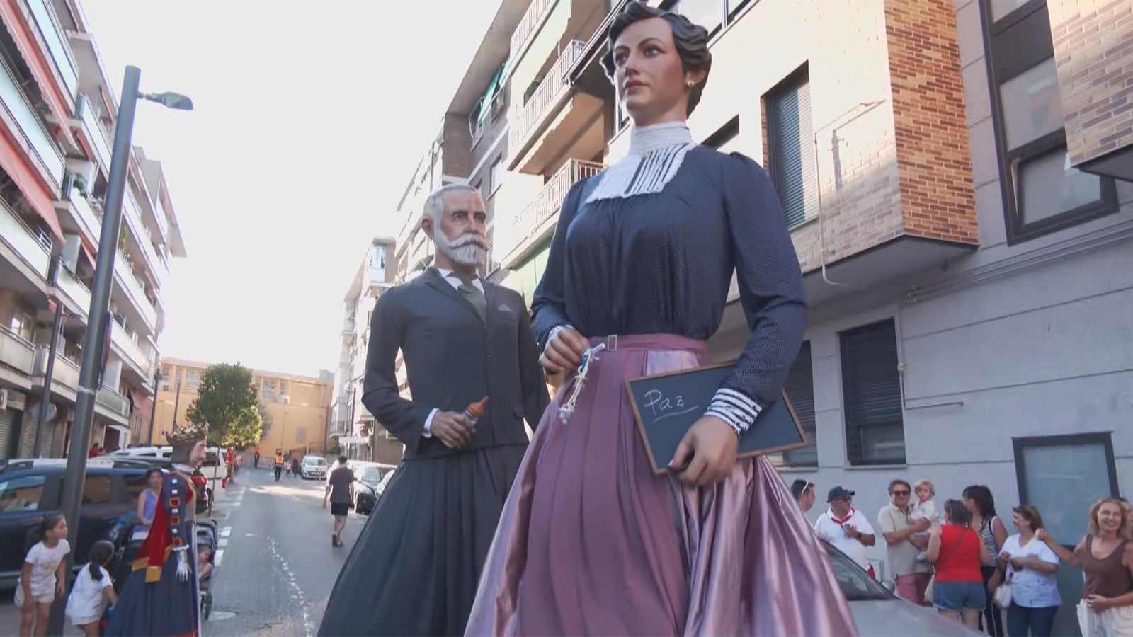 Los Gigantes y Cabezudos invaden Pozuelo de Alarcón