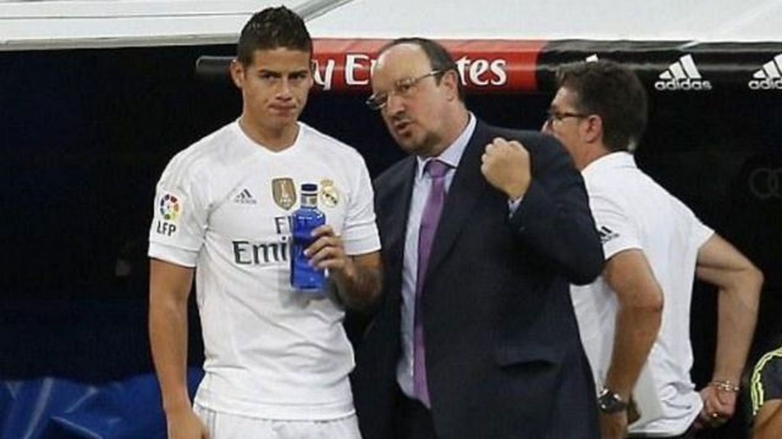 Benítez niega que tenga "problemas" con James