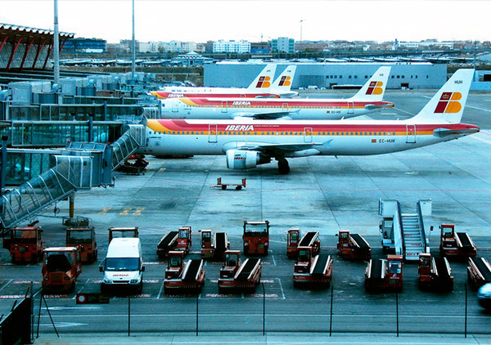 Aviones de Iberia en el aeropuerto de Madrid Barajas