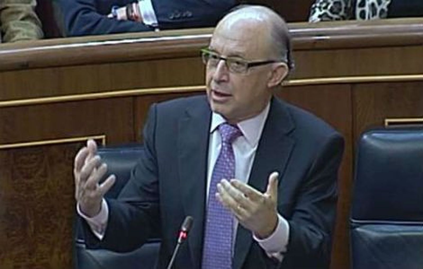 Montoro: Los salarios no estan bajando en España