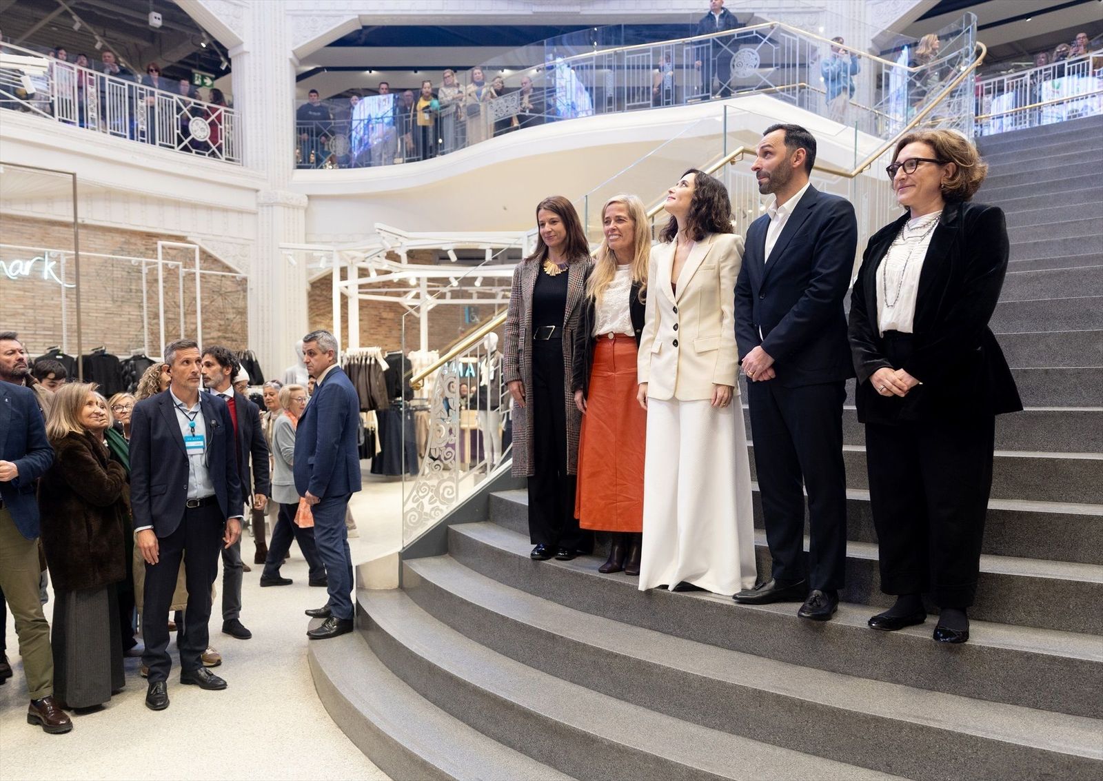 La economía madrileña crece un 2,9% en el tercer trimestre, una décima más que la media nacional