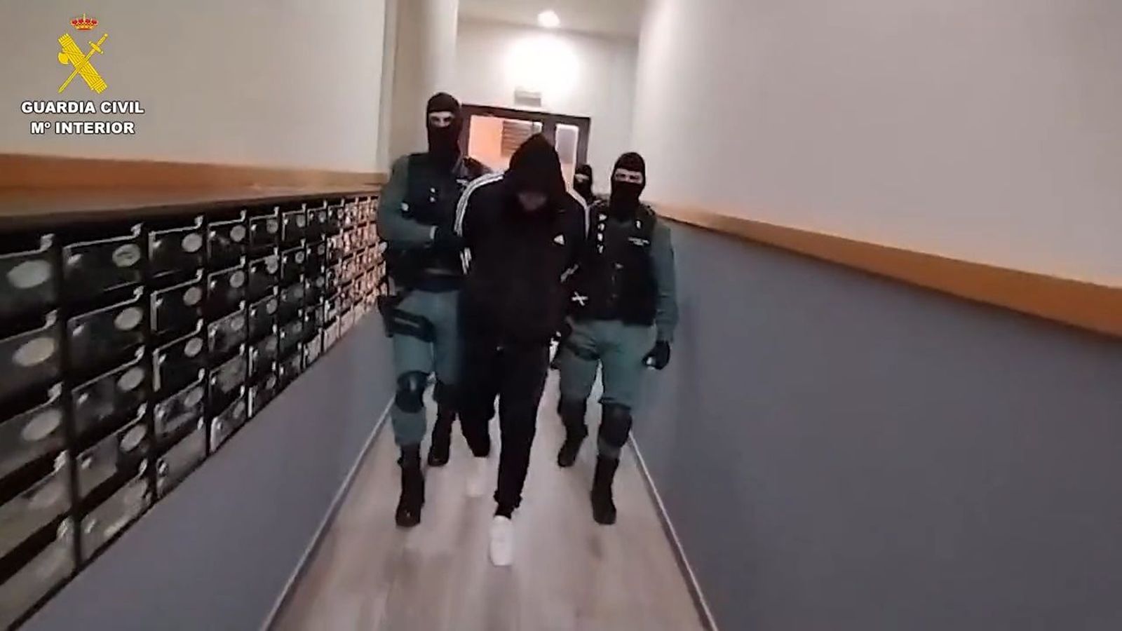 Guardia Civil detiene a 10 trinitarios en Valdemoro