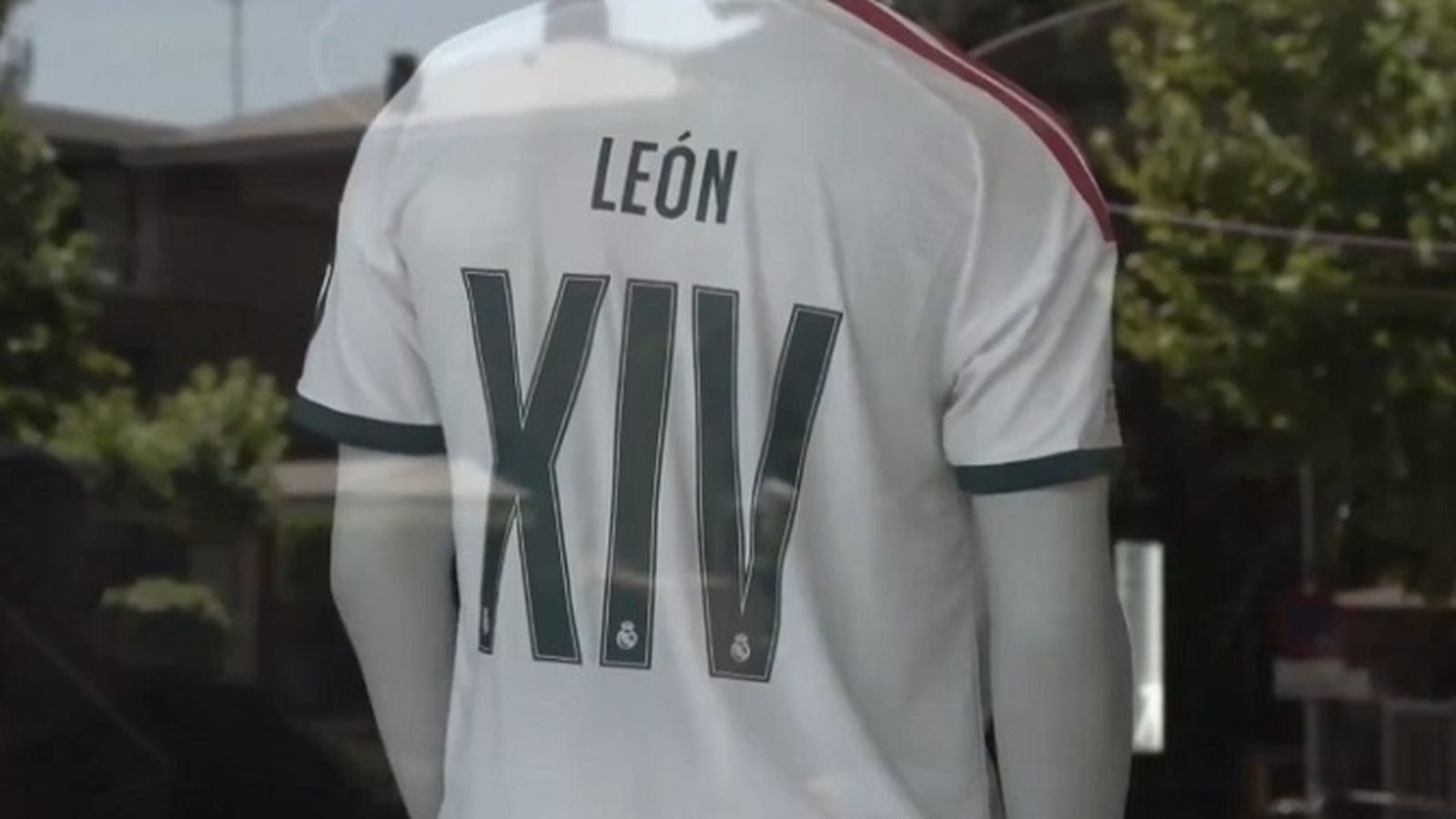 La camiseta del Real Madrid del Papa