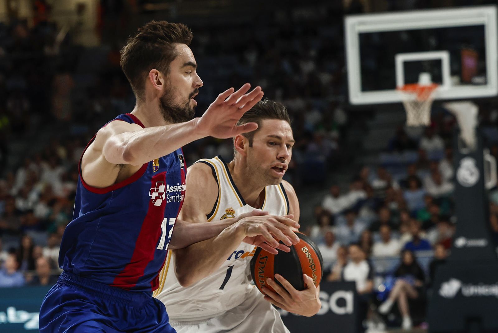 Causeur ante el Barcelona