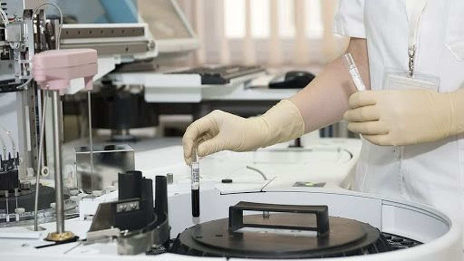 Terapias avanzadas y Protonterapia, el futuro de los tratamientos contra el cáncer