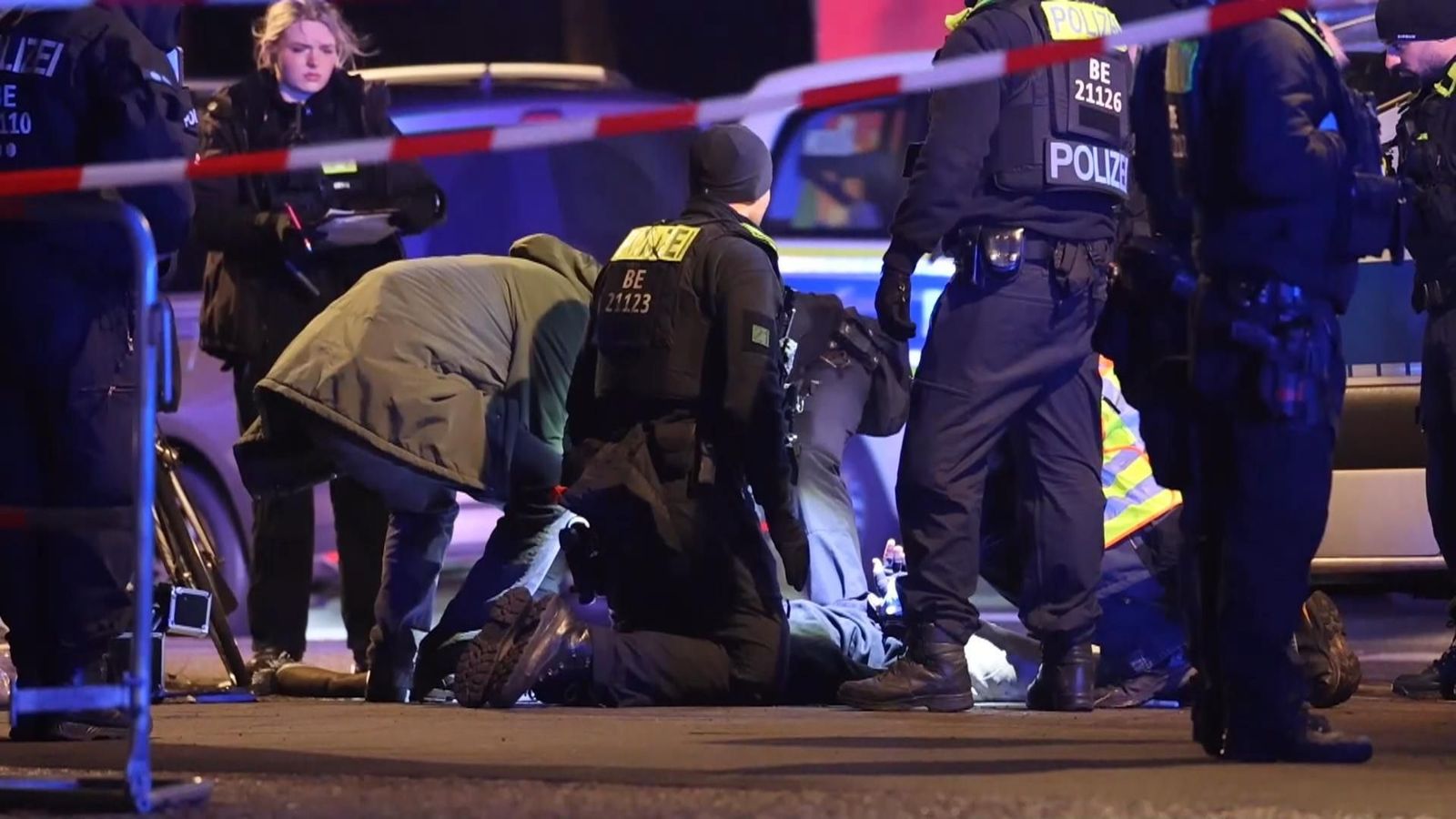 El joven español apuñalado en Berlín ha sido operado y está "grave, pero estable"