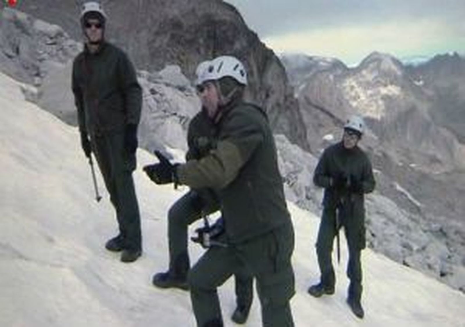 Un grupo de militares entrenan para viajar al Polo Sur