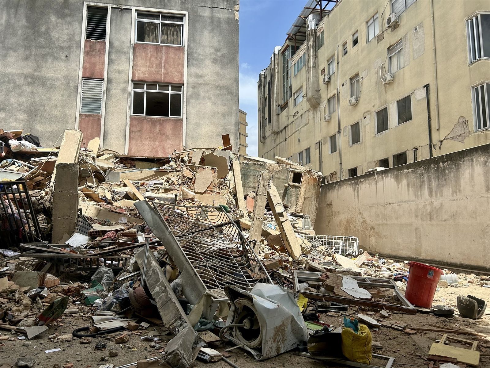 Edificio destruido en Venezuela