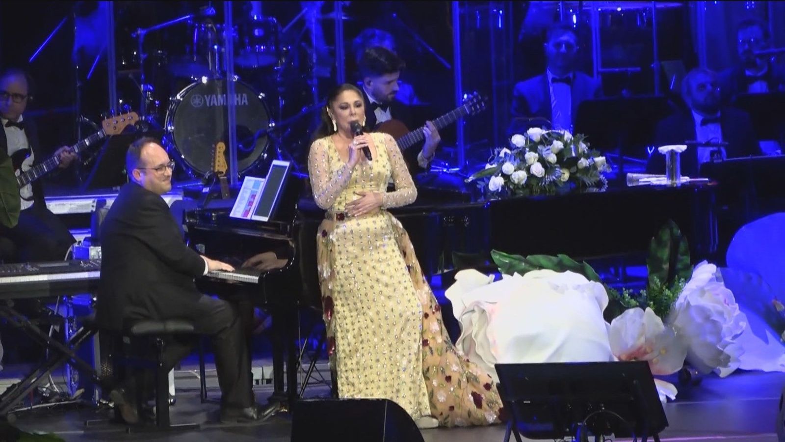 Isabel Pantoja triunfa en Bilbao en su concierto por sus 50 años sobre los escenarios