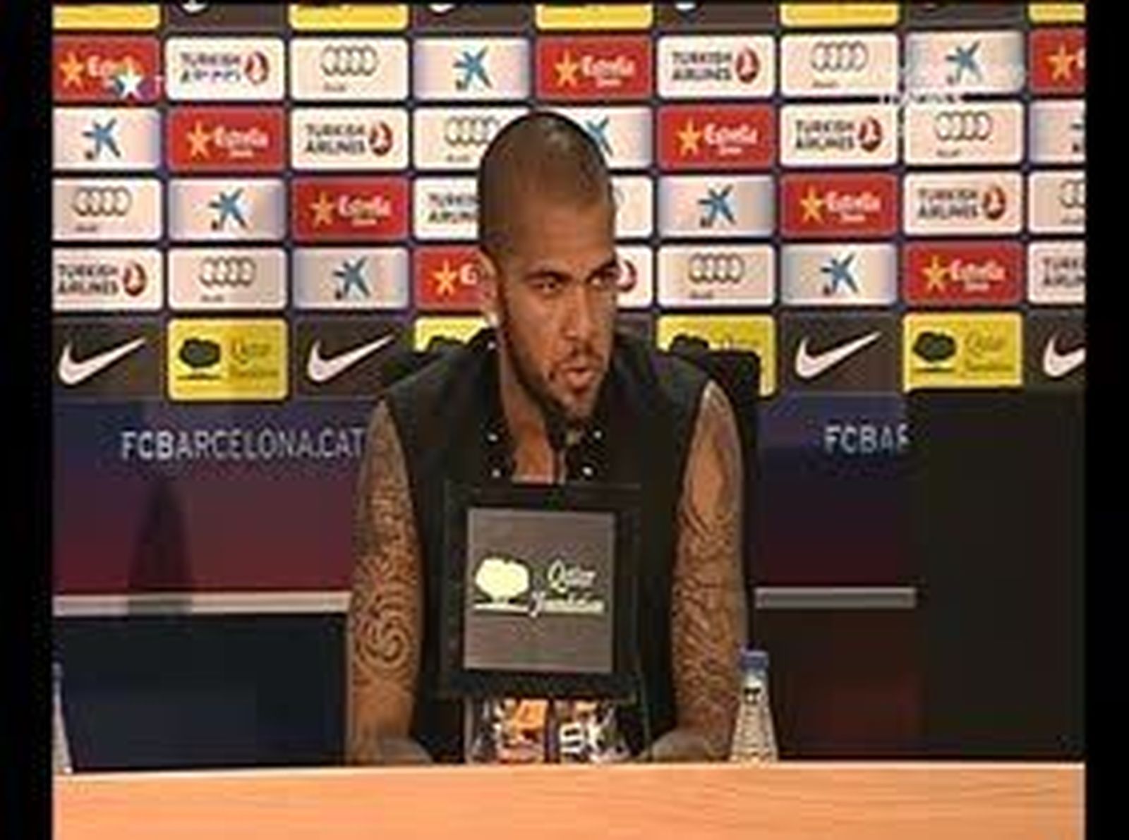 Alves: "Me molestó que el club no saliera a defenderme"