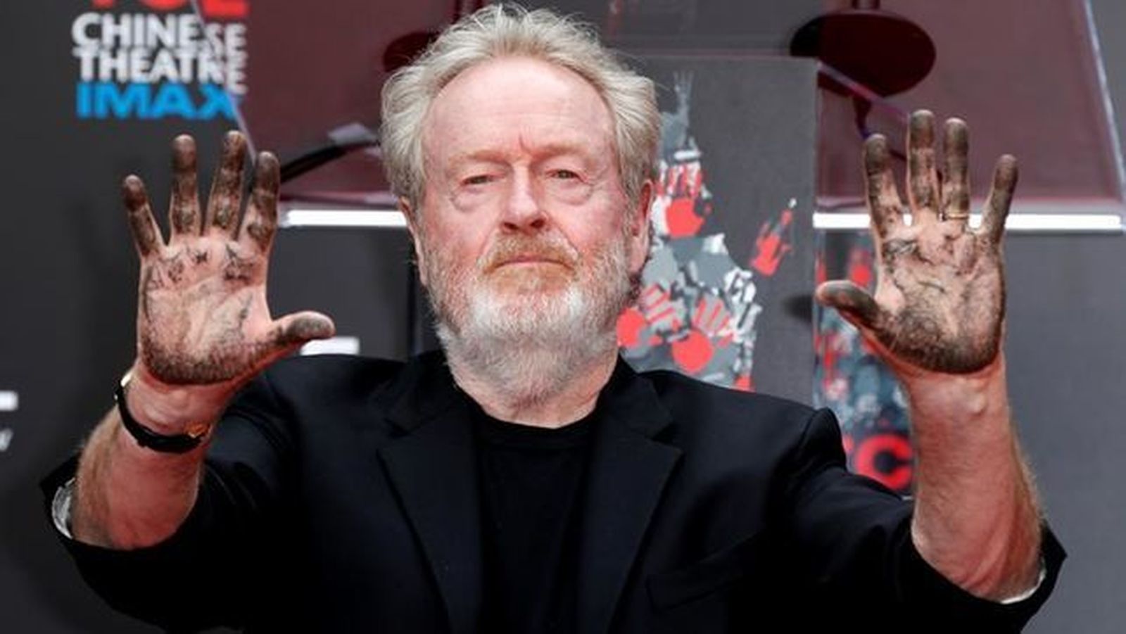 Ridley Scott negocia con Disney  para dirigir la saga Merlín