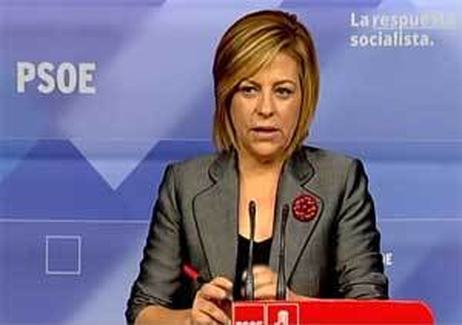 Valenciano sugiere a Rajoy que sea el segundo en reclamar un cambio de política a Merkel