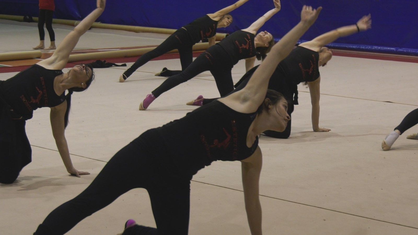 Disfrutar de la gimnasia rítmica como cuando eran niñas