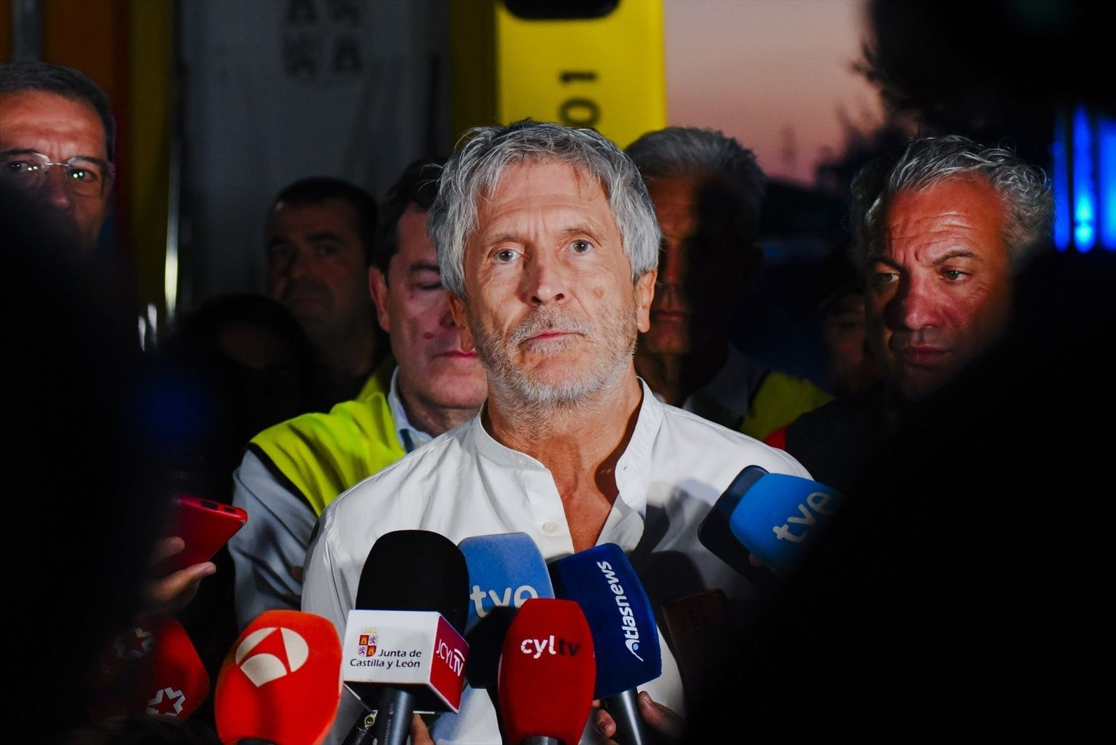 Marlaska sobre los incendios de Madrid y Ávila: " La situación es compleja"