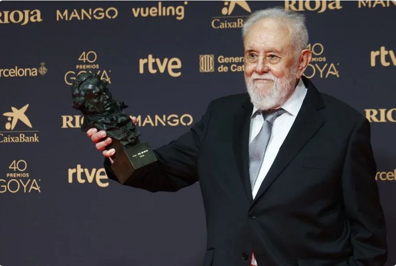 Muere Gonzalo Suárez