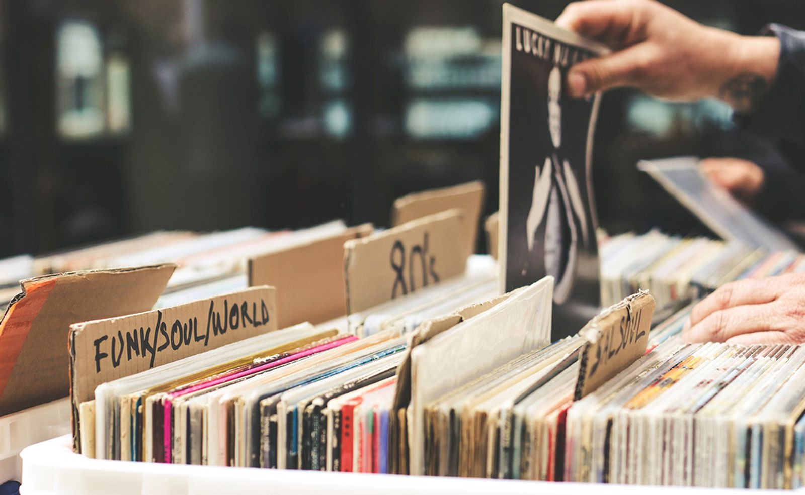 Mercadillo de vinilos de Hola Sundays!