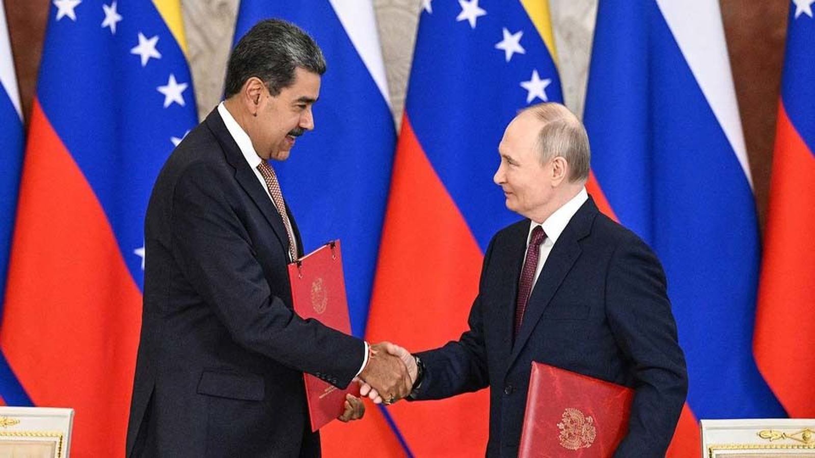 Maduro rechazó huir a Rusia