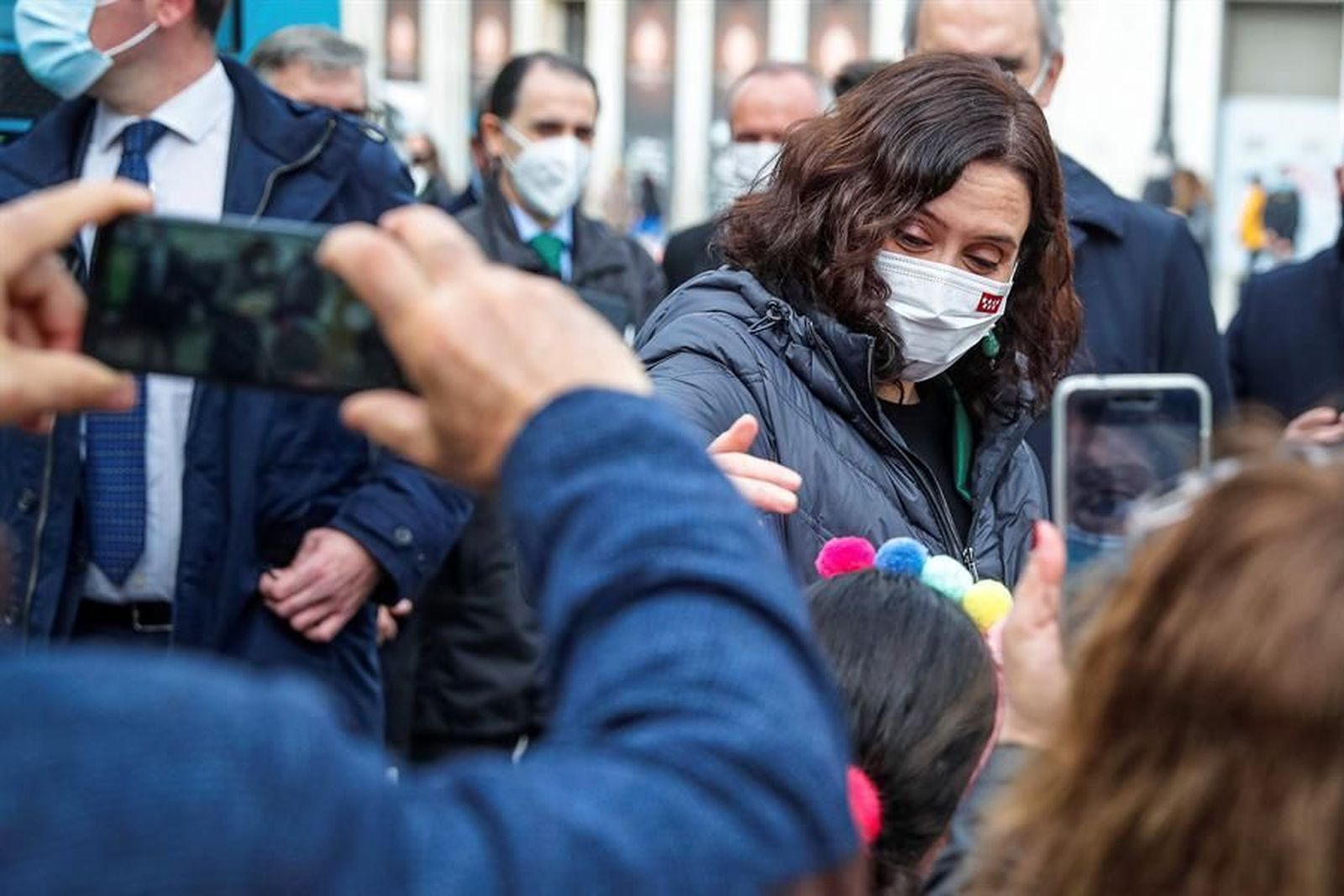 Ayuso dice que preside "una fusión de facto en Madrid" entre PP y Cs; Aguado defiende que Ciudadanos "no está en venta"