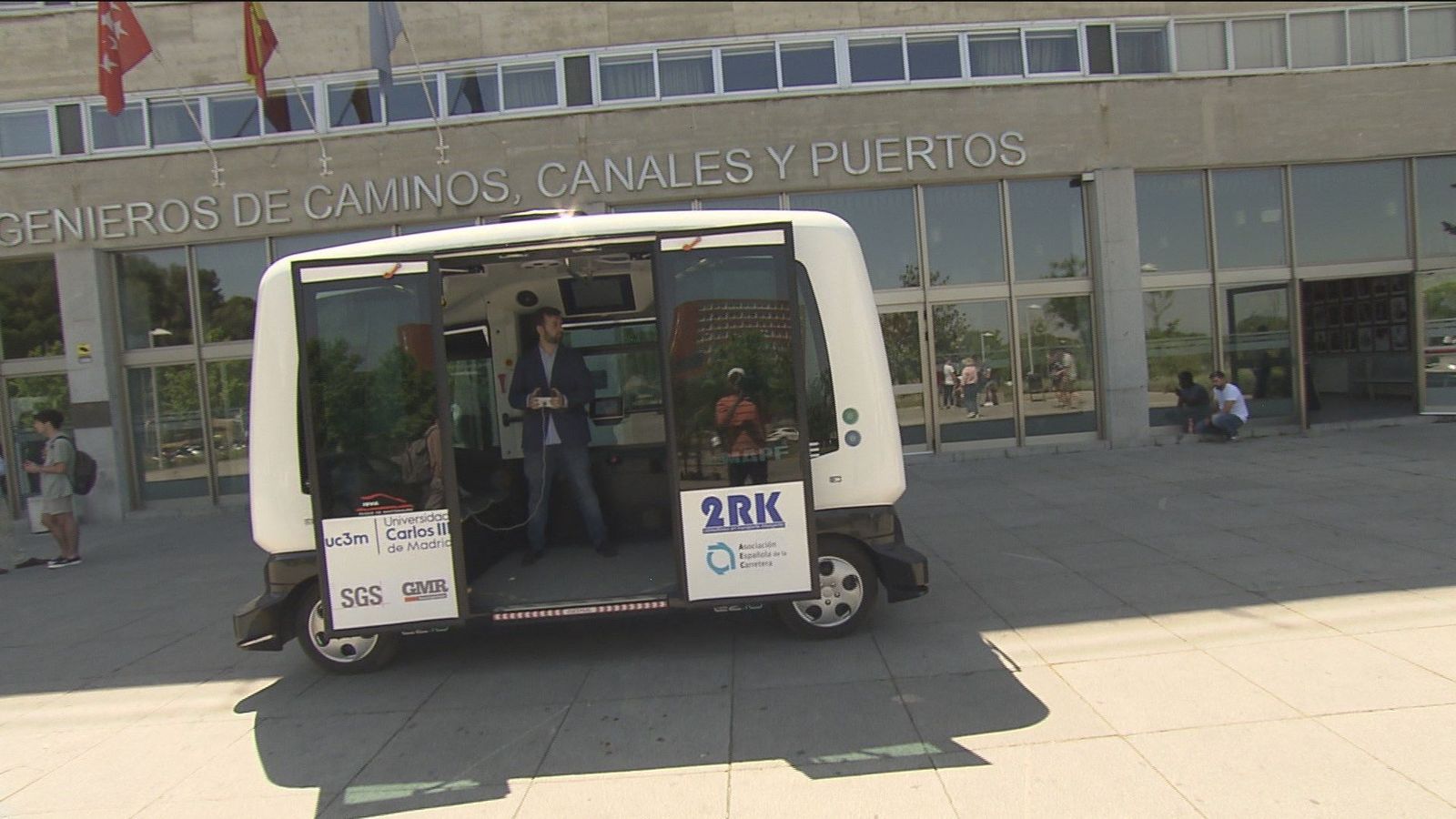 Un microbús inteligente y autónomo desarrollado por ingenieros de la Carlos III
