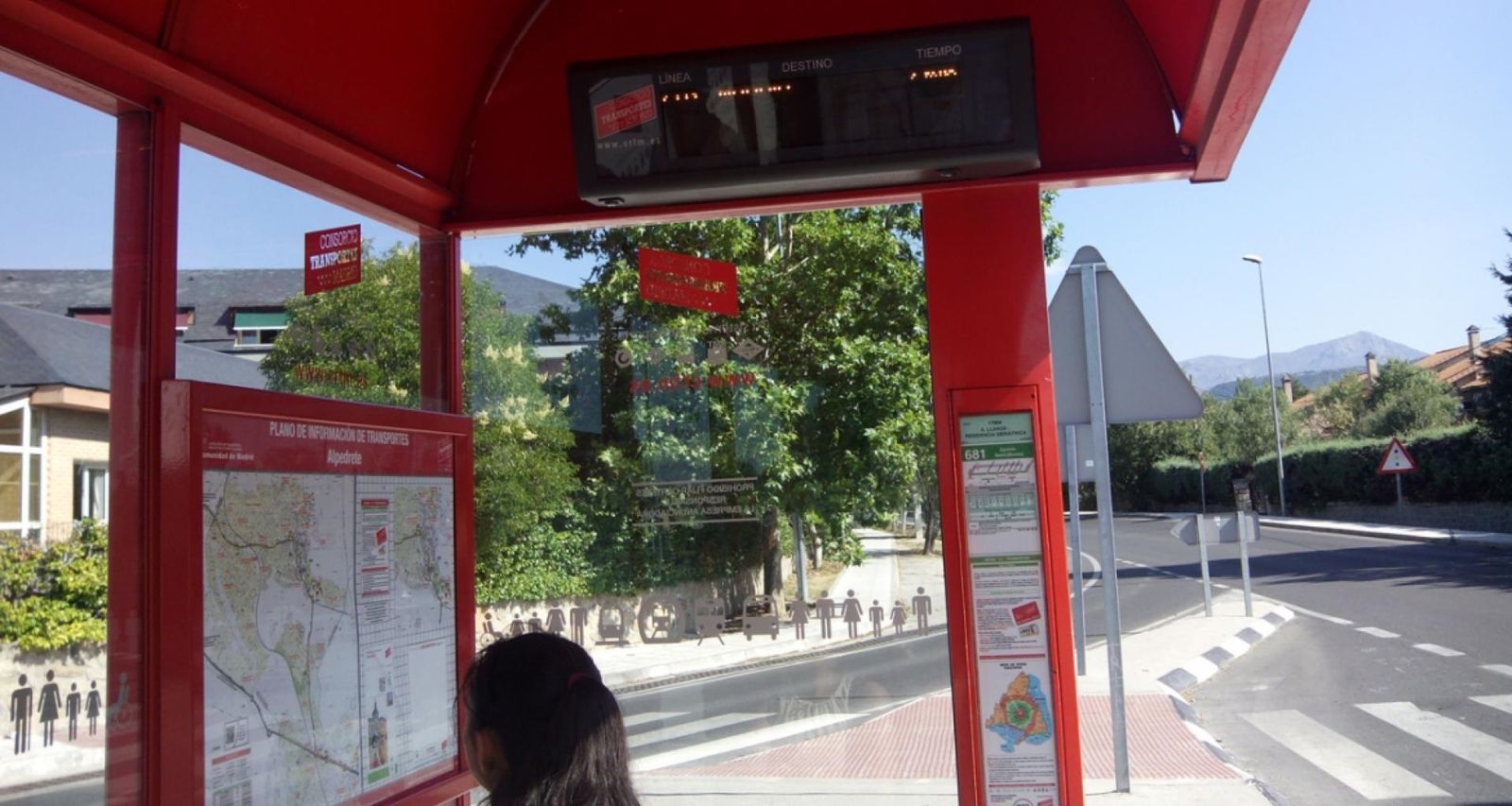 Marquesina de autobuses en Pozuelo