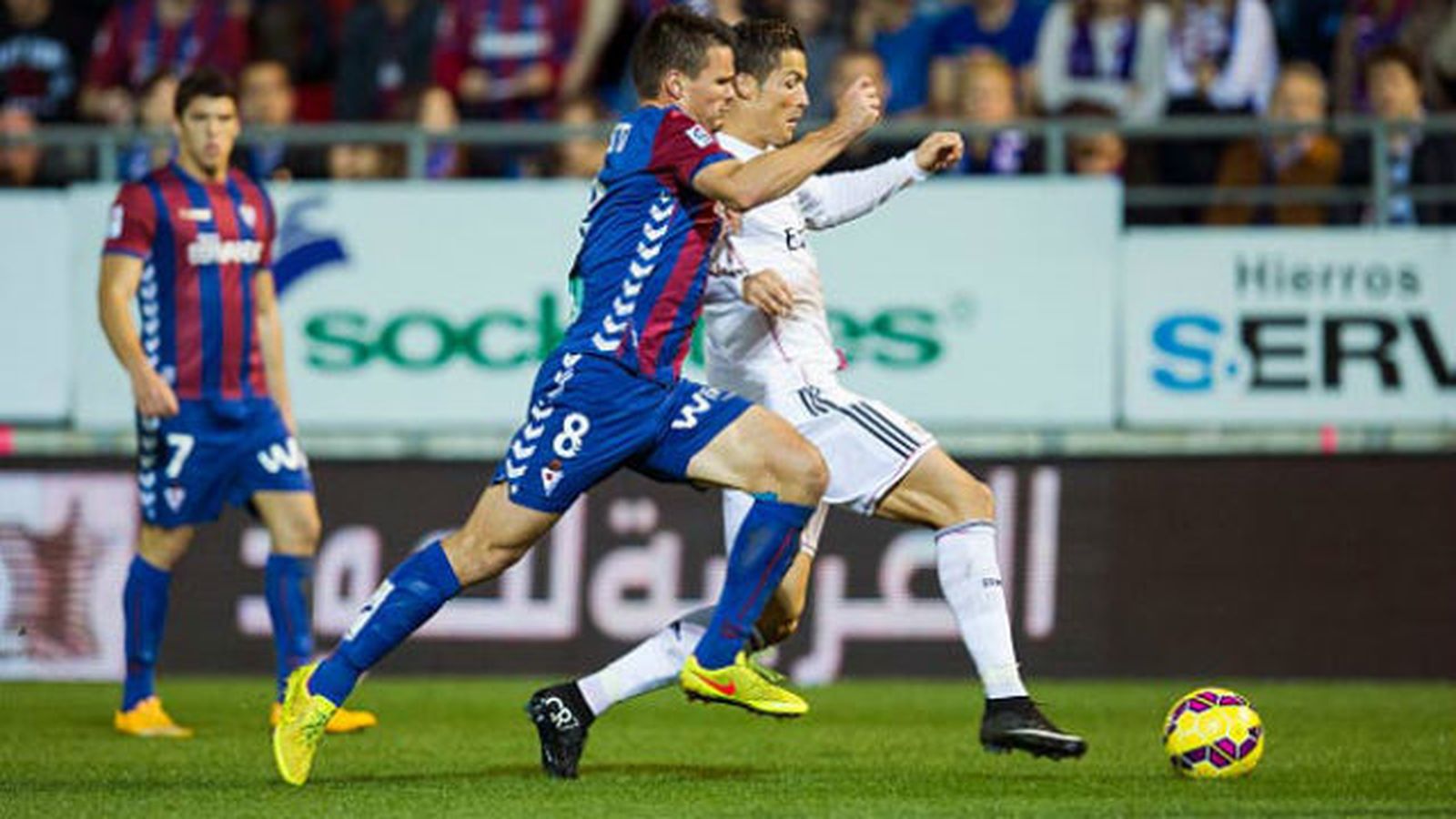 Cristiano Ronaldo ante el Eibar