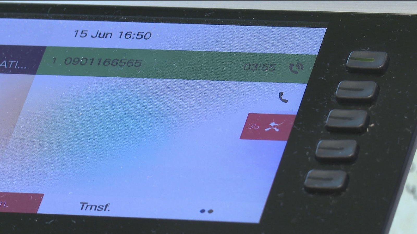 Cuidado con el prefijo: Las citas telefónicas para la administración no son todas gratuitas