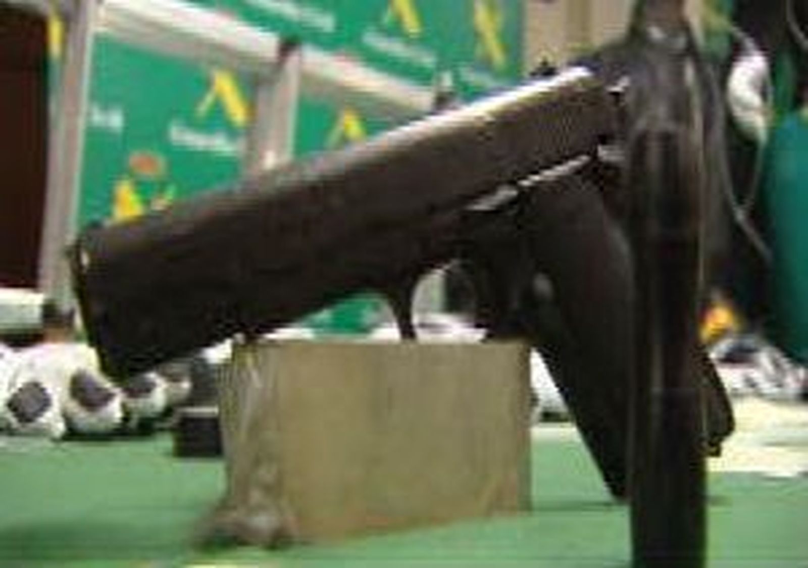 La Guardia Civil detiene a una banda  especializada en la extorsión a empresarios chinos