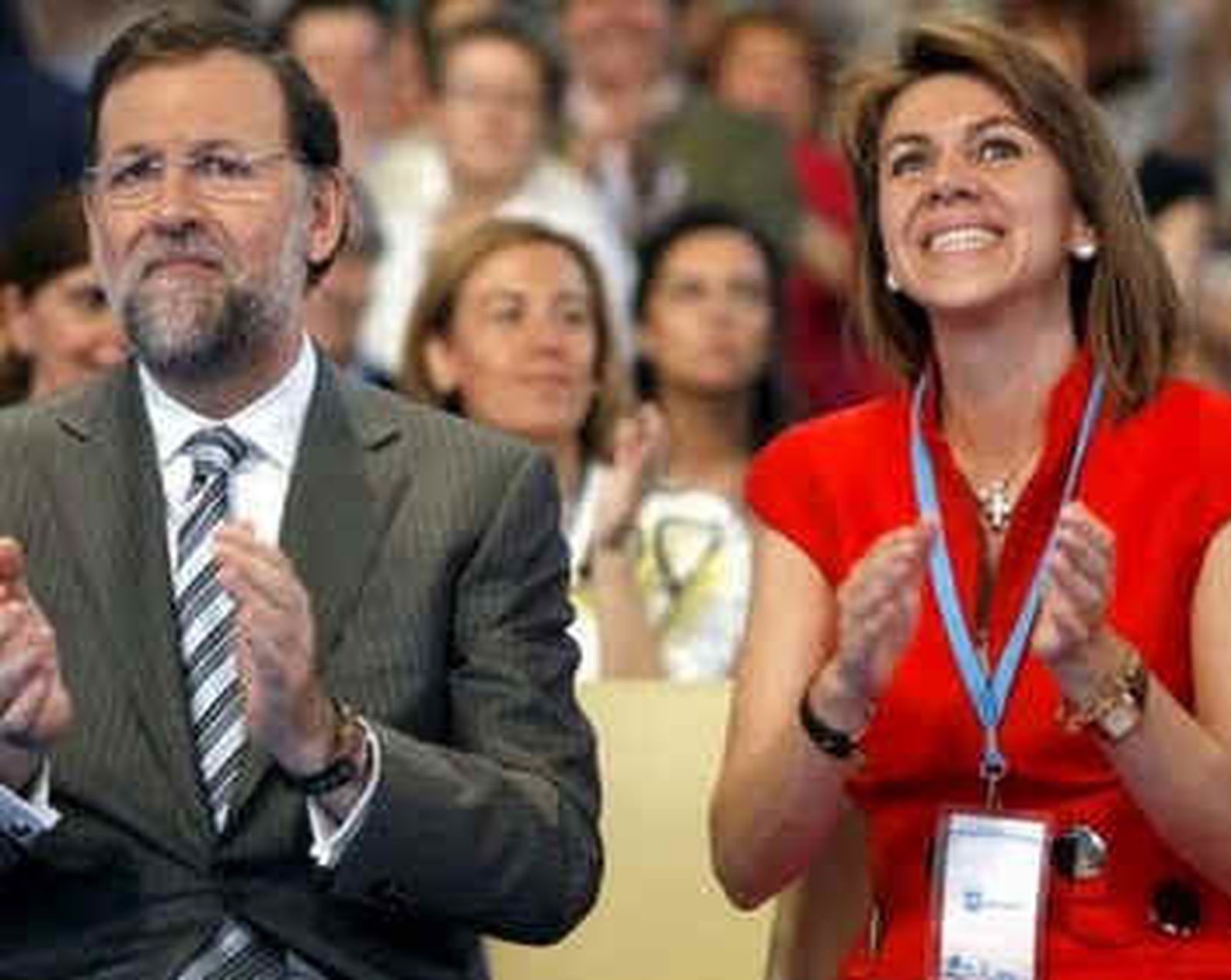 Rajoy y Cospedal reúnen a 12.000 personas en la Plaza  de Toros de Toledo