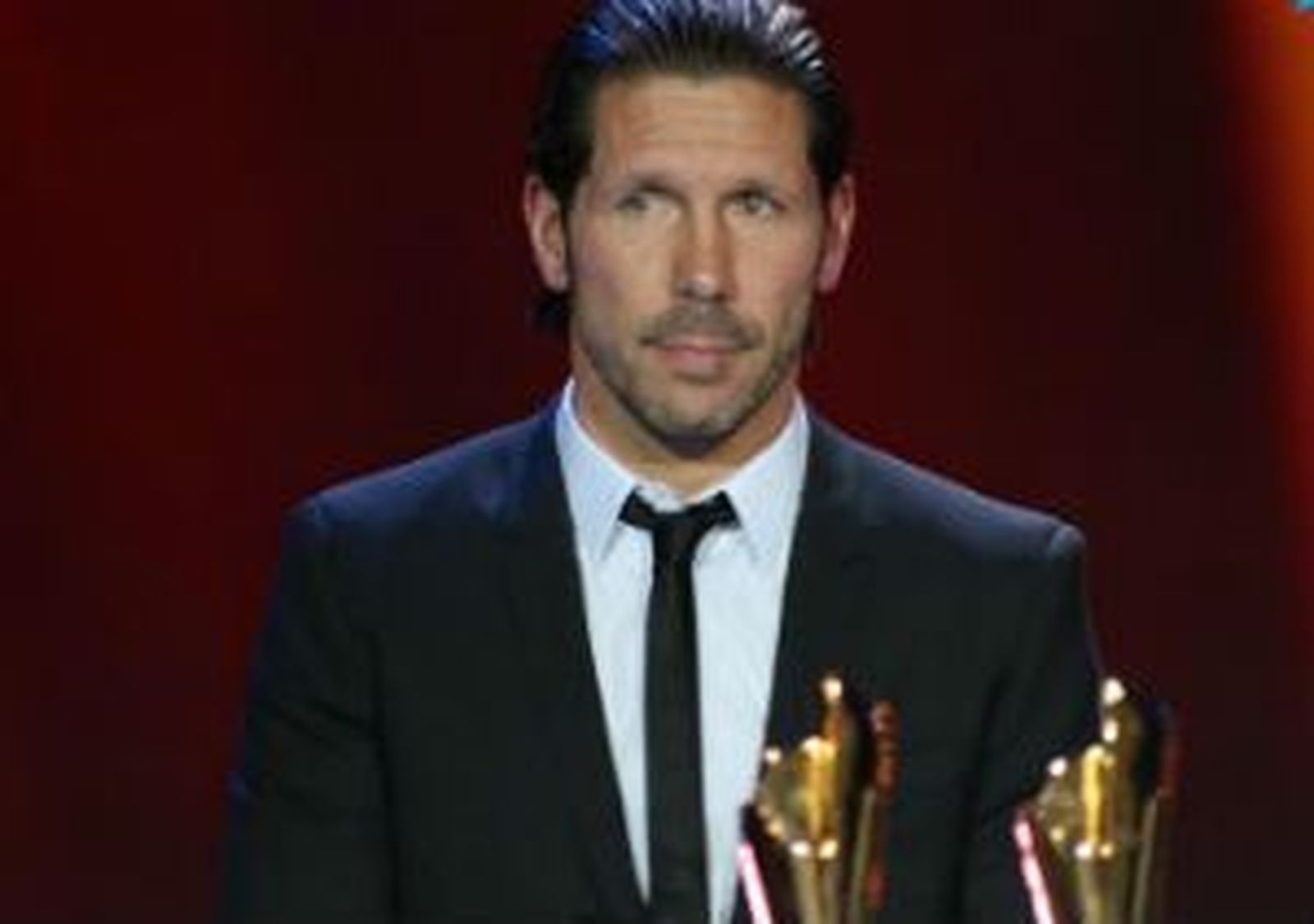 Simeone y Courtois brillan en la gala anual de la LFP