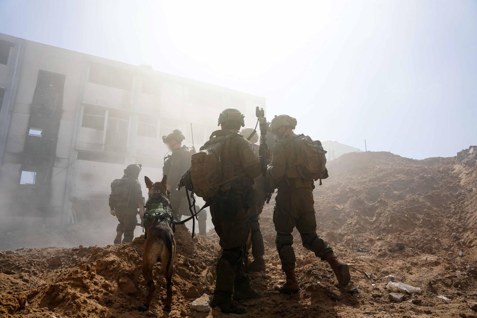 Soldados israelíes en Gaza