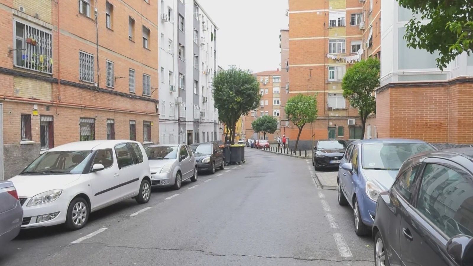 Cuatro detenidos por el asesinato de Ember, de 20 años, mientras paseaba con su madre por Vallecas