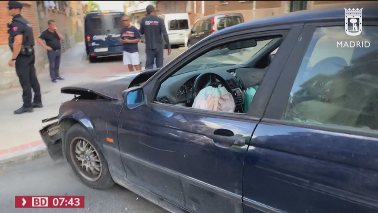accidente entre coche y furgoneta en Villaverde