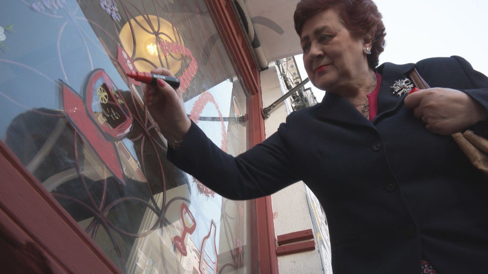 Los mayores de Lavapiés se convierten en artistas urbanos por un día