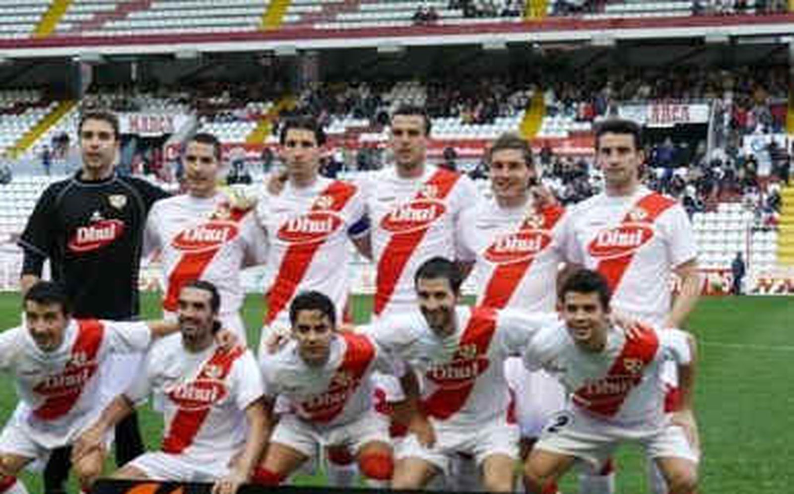 El futuro de la plantilla del Rayo está en el aire