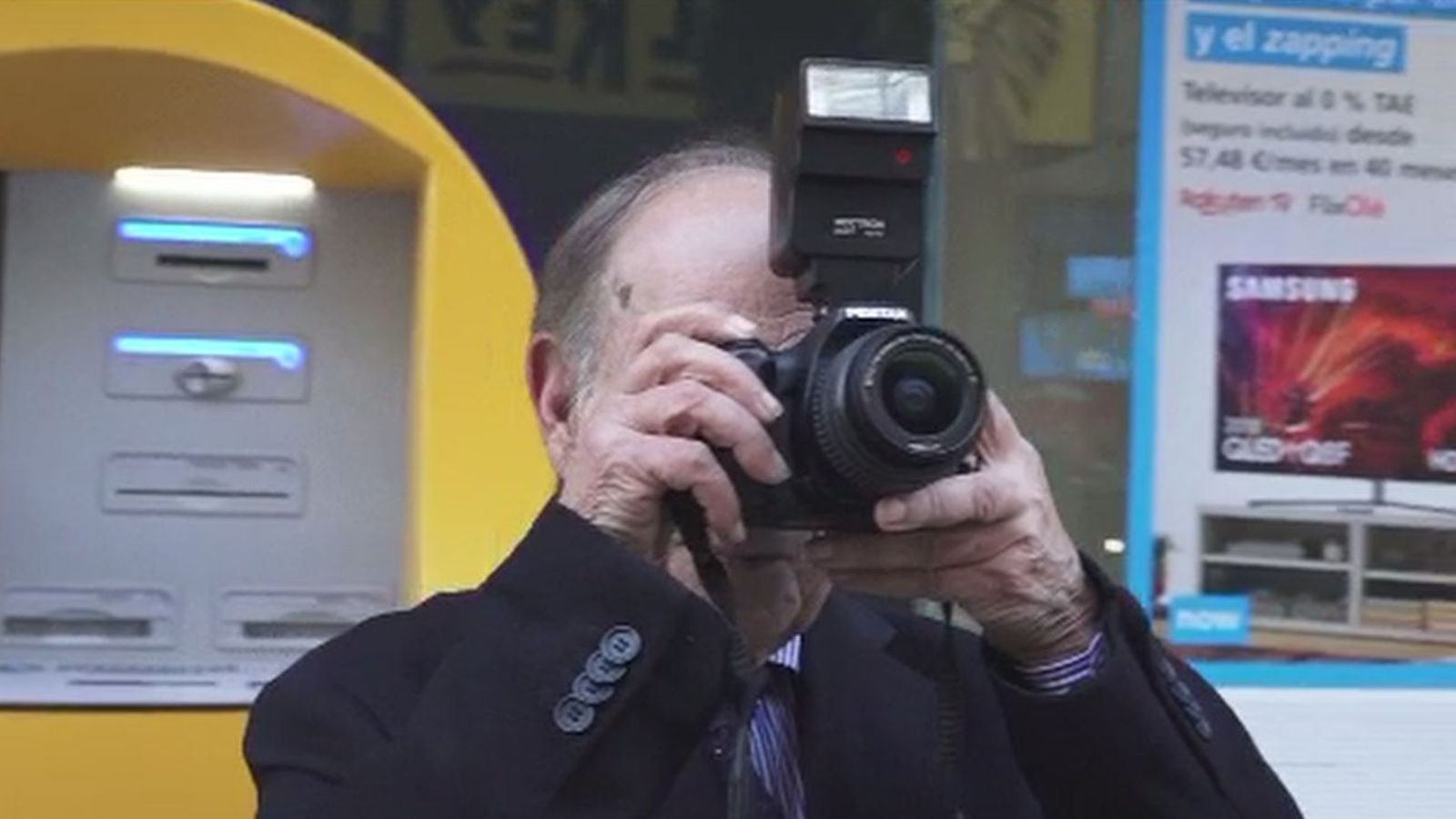 Joaquín, el último fotógrafo de la Gran Vía