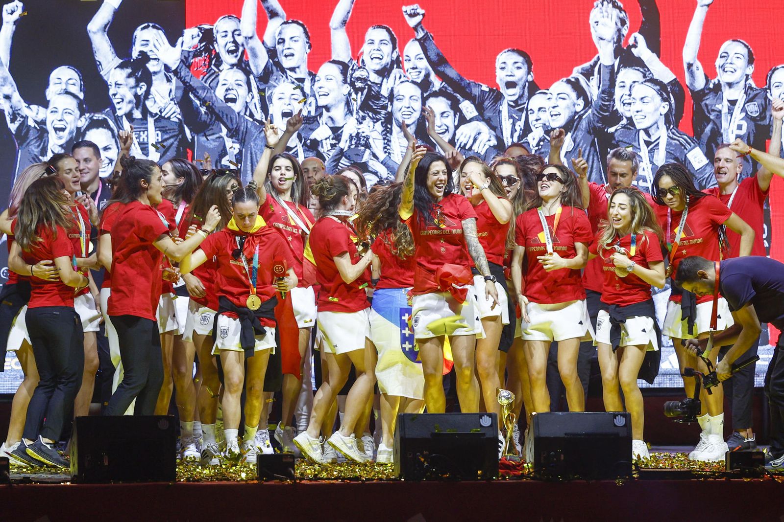 Fiesta de la Selección femenina de fútbol en Madrid tras ganar el Mundial