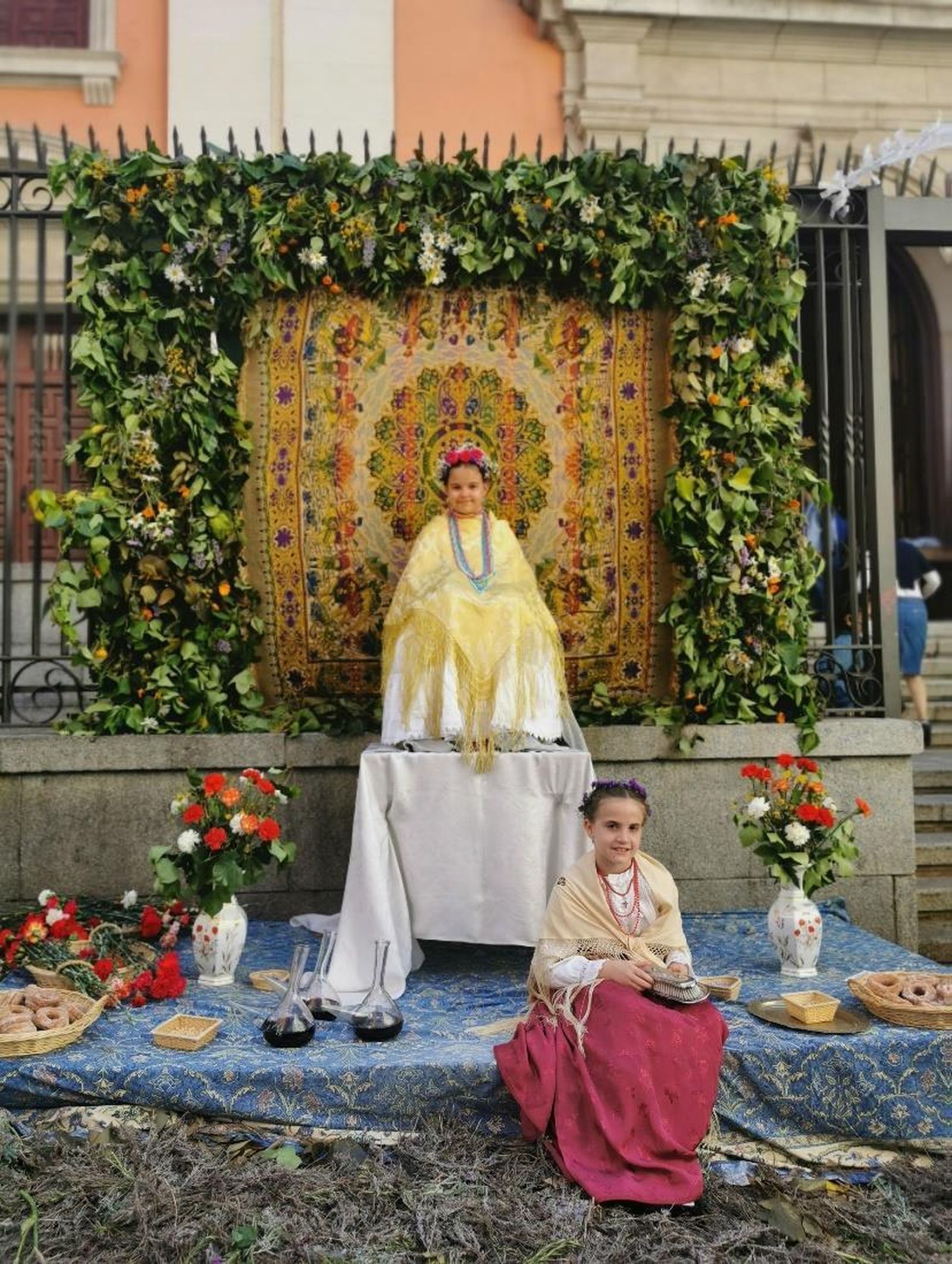 Celebración de la fiesta de La Maya en Lavapiés