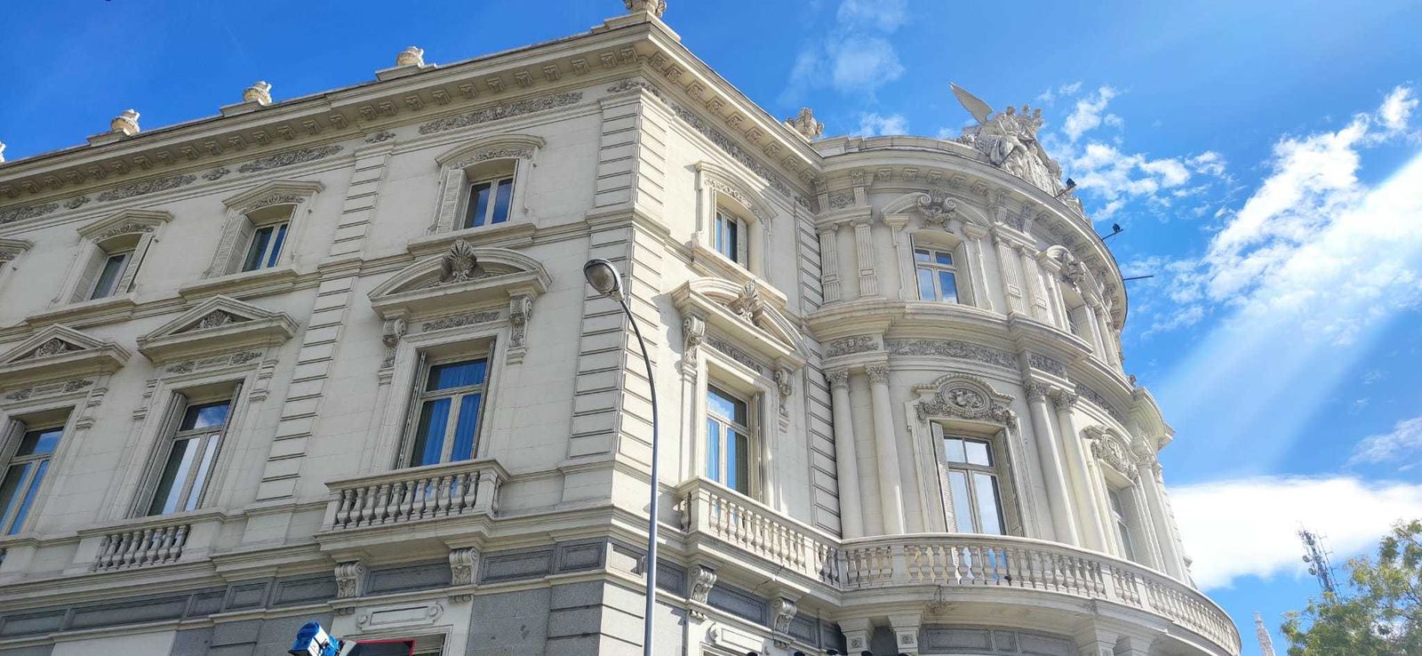 Palacio de Linares, Madrid