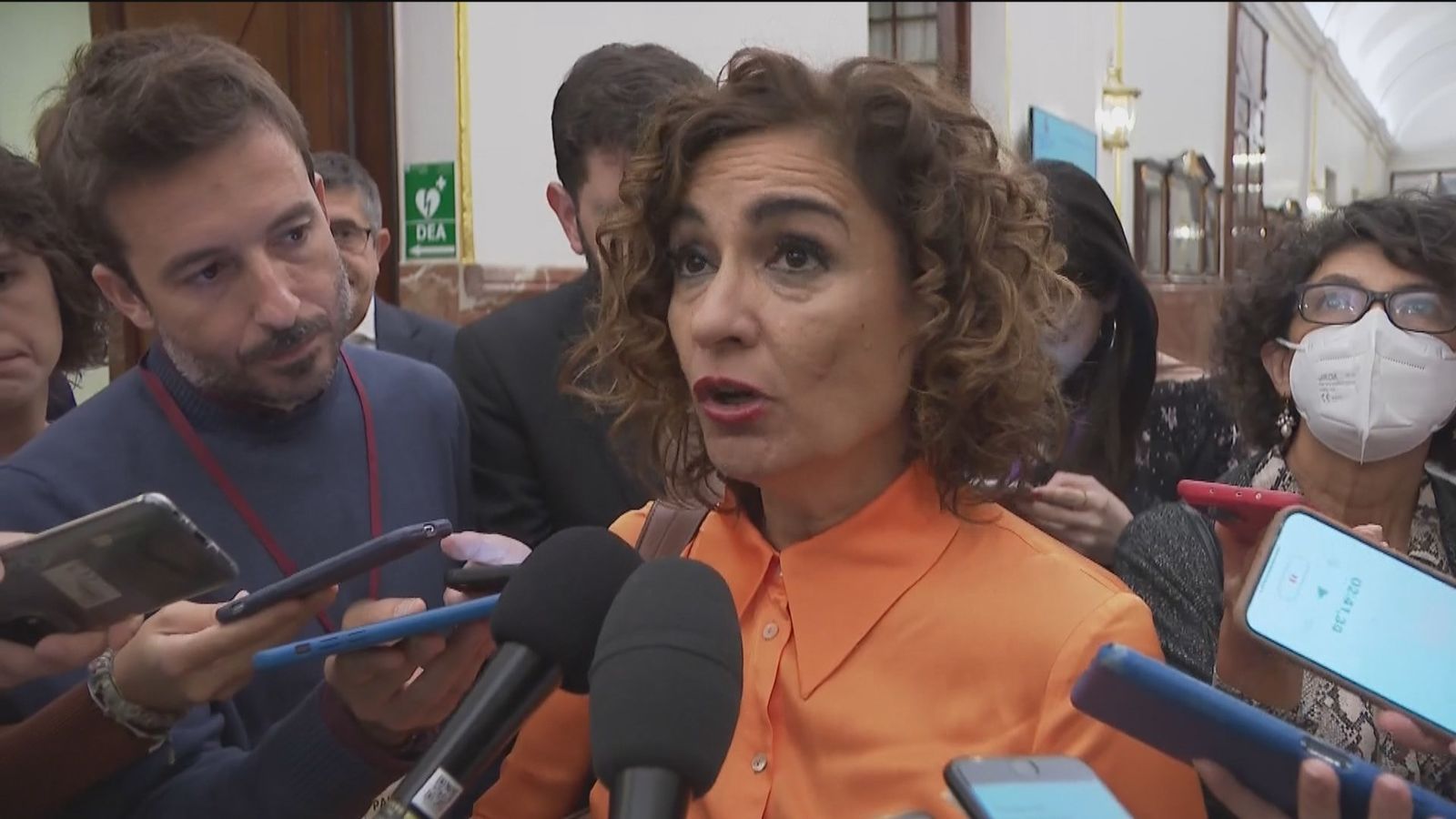 El gobierno abre la puerta a una rebaja de impuestos a las rentas más bajas "quirúrgica y no generalizada"