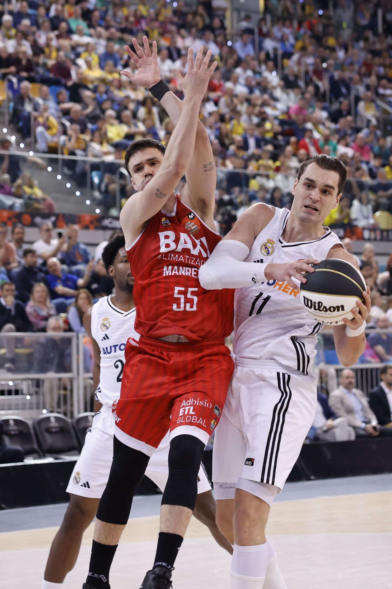 Hezonja ante el Manresa