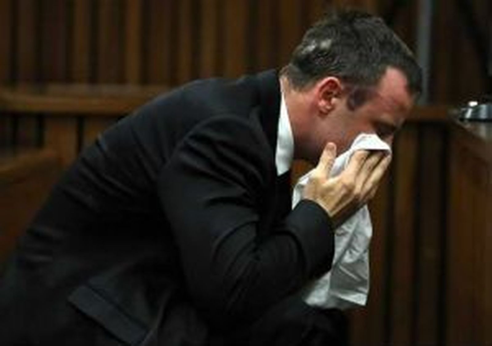 Pistorius, condenado a cinco años de cárcel por matar a su novia