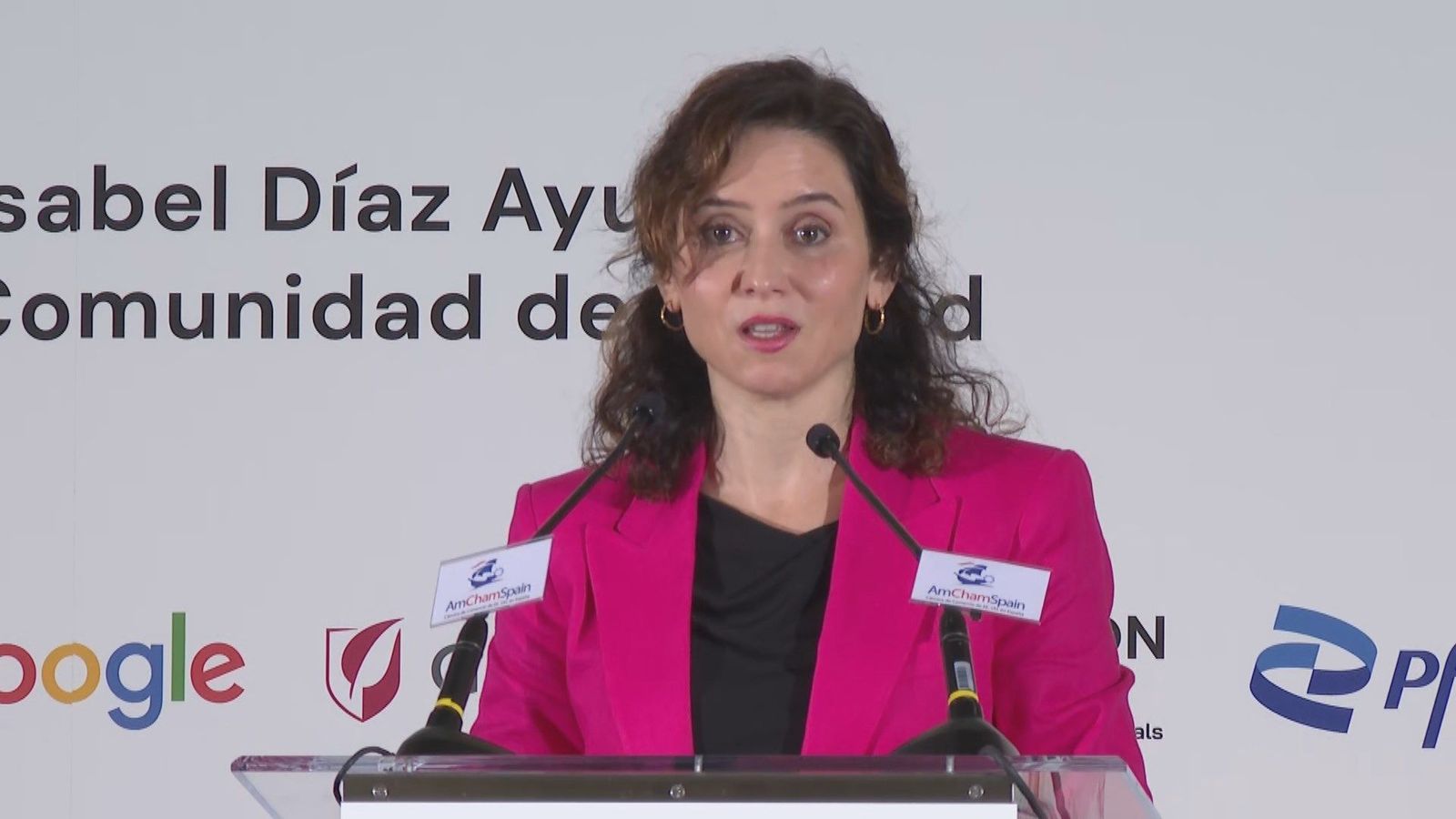 Ayuso viaja a Lima para  fomentar la Hispanidad y estrechar lazos culturales