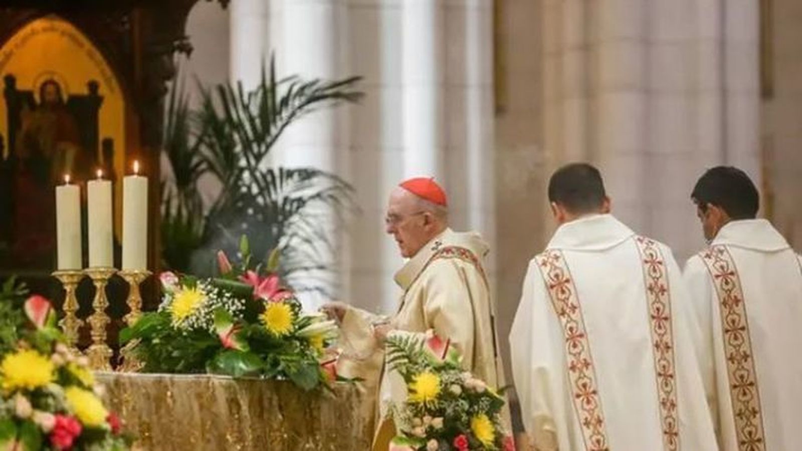 La catedral de La Almudena celebra esta medianoche la misa del Gallo
