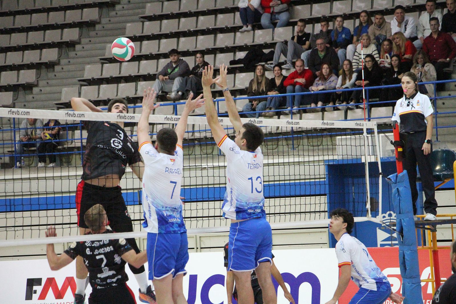 Voleibol Leganés - Pinto