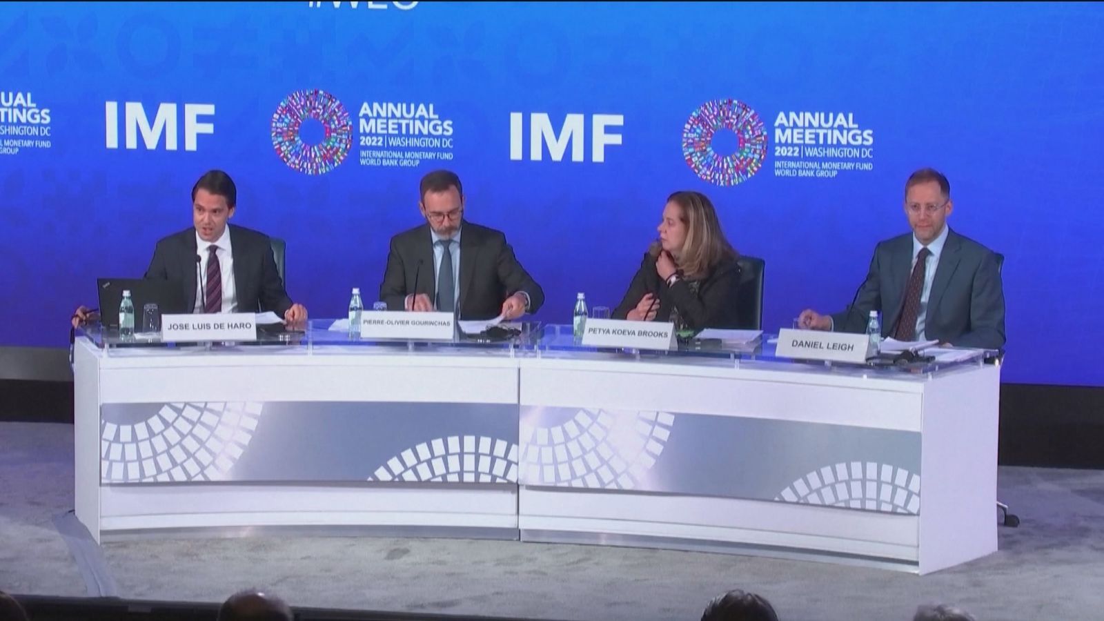 FMI: "Lo peor está por llegar"