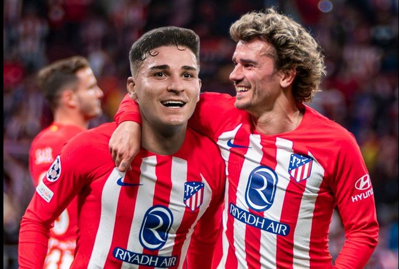 Julián Alvarez y Griezmann