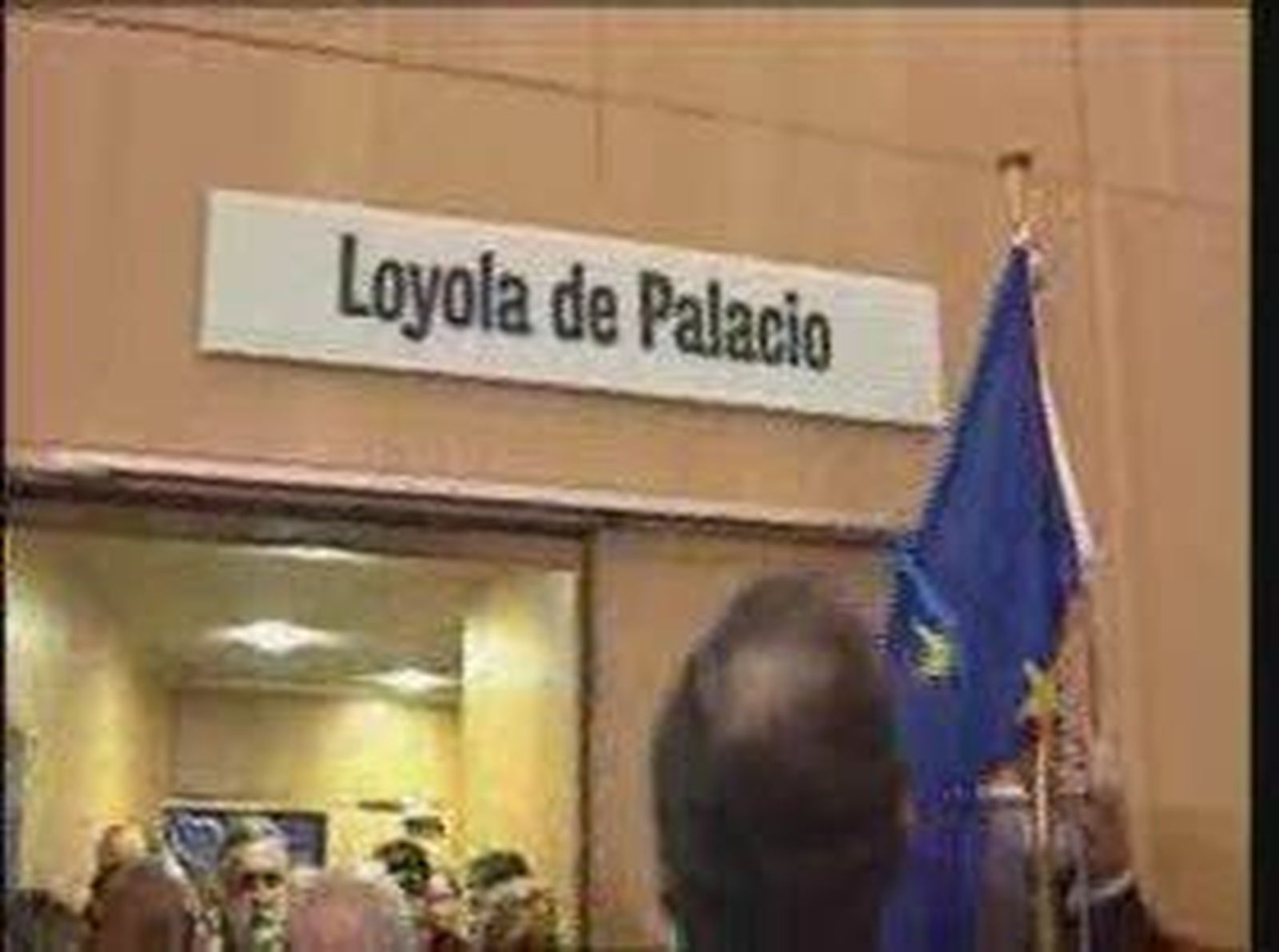 8loyola_2011112V0.wmv