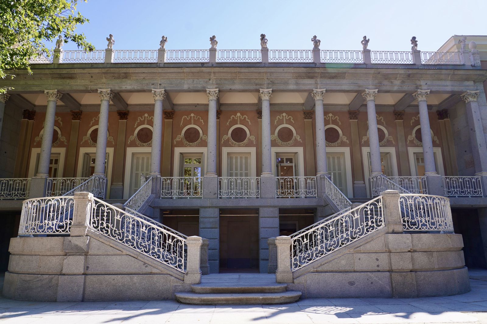 Acaba la rehabilitación del Palacio de El Capricho, que abrirá sus puertas en 2027