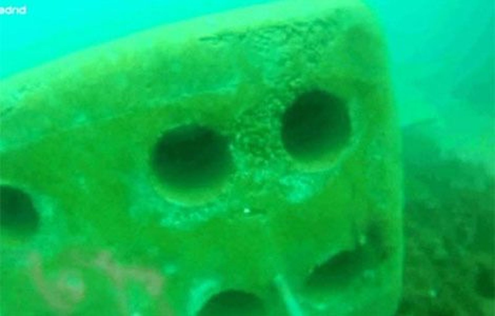 España investiga la procedencia del hormigón lanzado en la bahía de Algeciras